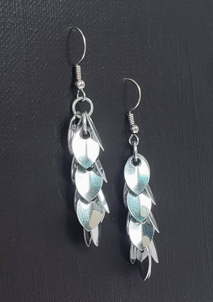 Z - Tiny Scales, Big Bling Earrings - TTC