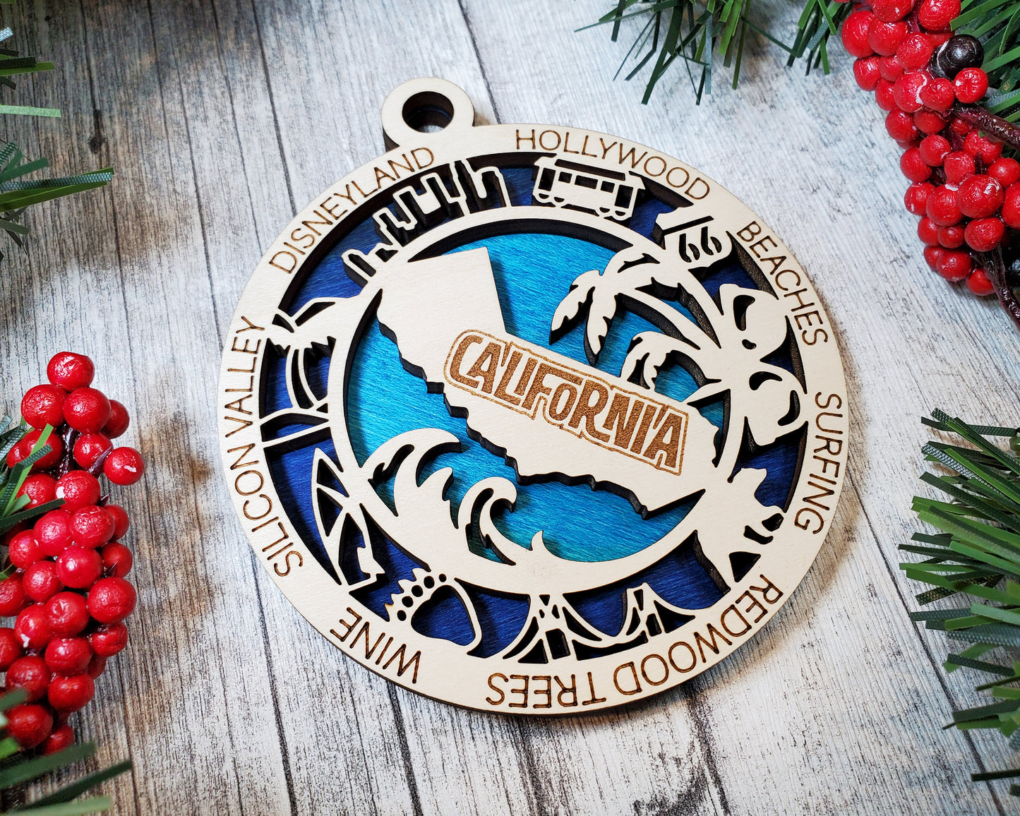 California Round Ornament - KJW